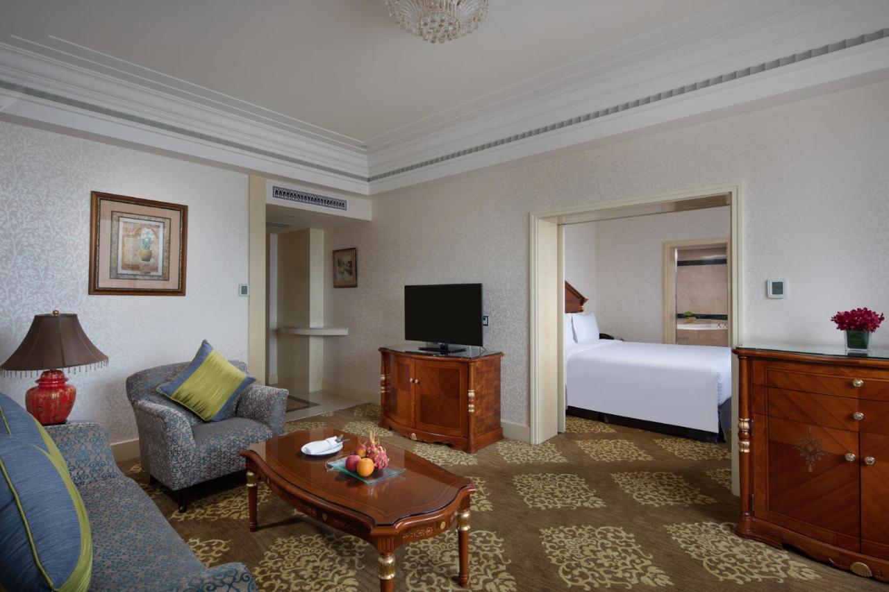 Crowne Plaza Shanghai Nanjing Road By Ihg Dış mekan fotoğraf