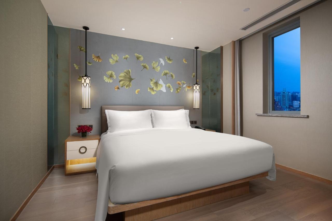 Crowne Plaza Shanghai Nanjing Road By Ihg Dış mekan fotoğraf Deluxe Suite