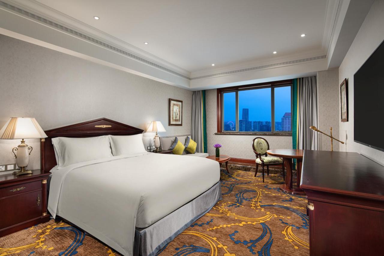 Crowne Plaza Shanghai Nanjing Road By Ihg Dış mekan fotoğraf